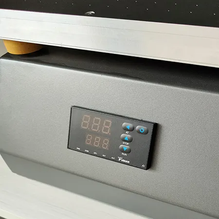 Temperaturregelung bis zu 150°C (±0,5°C)